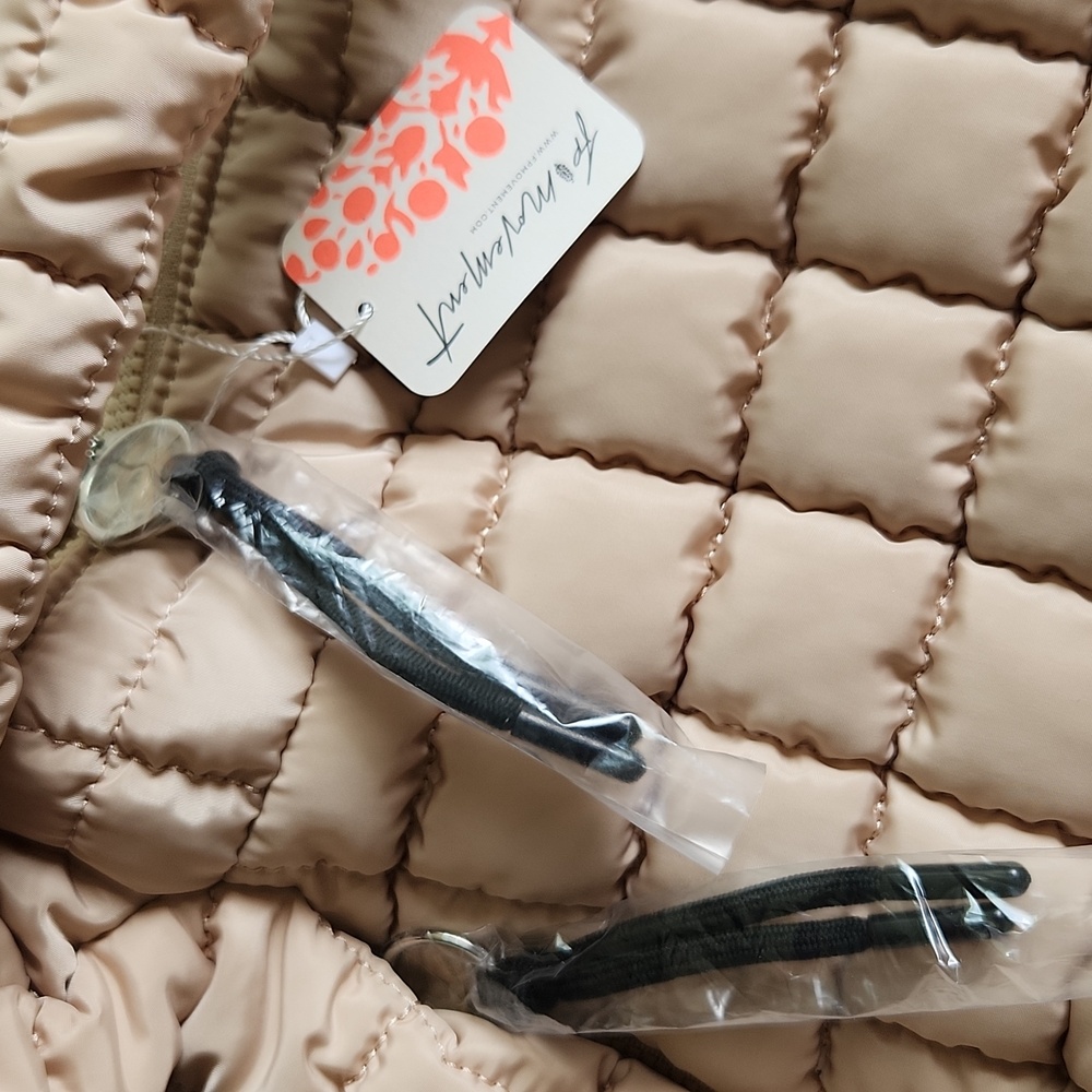 FP Movement Quilted Carryall Tote Off White Cream Shoulder Hobo Bag Free People - Picture 12 of 16